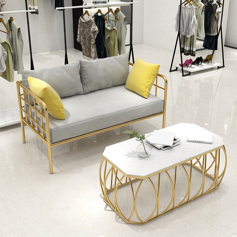 Zeitgenössischer Metallrahmen Samt quadratische Armsofa für Wohnzimmer