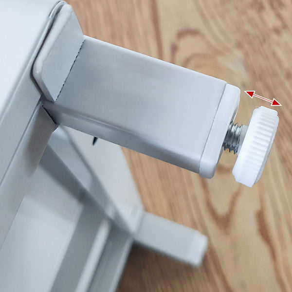 Scandinavian 13.77" Wide 1-door Metal  Accent Cabinet in White