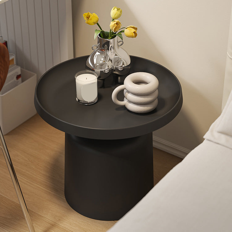 Table table de nuit à table à accent métal scandinave avec étagère, 18 "de haut