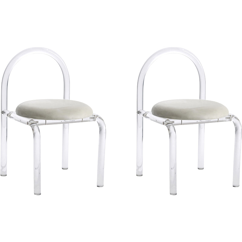 Zeitgenössischer Stil offener gepolsterter Acryl -Basis -Ess -Seitenstuhl offen