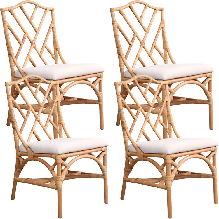 Moderne overdekte rieten kruisback -bekledde eetkamerstoel