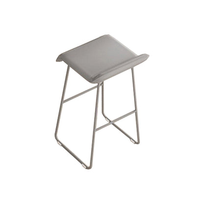 Gambe metalliche contemporanee in pelle da bar con cuscino