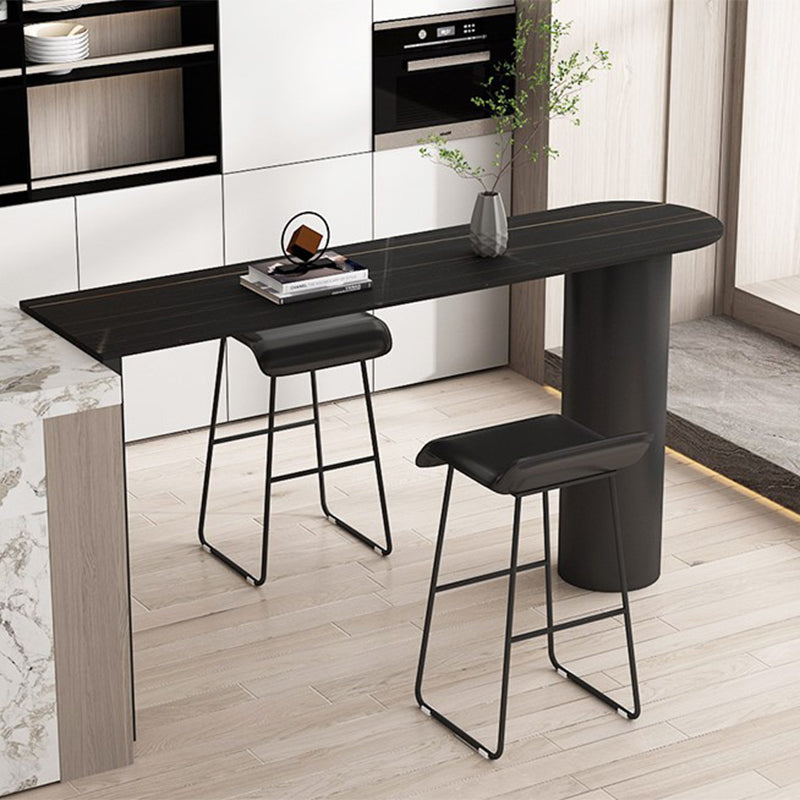 Gambe metalliche contemporanee in pelle da bar con cuscino