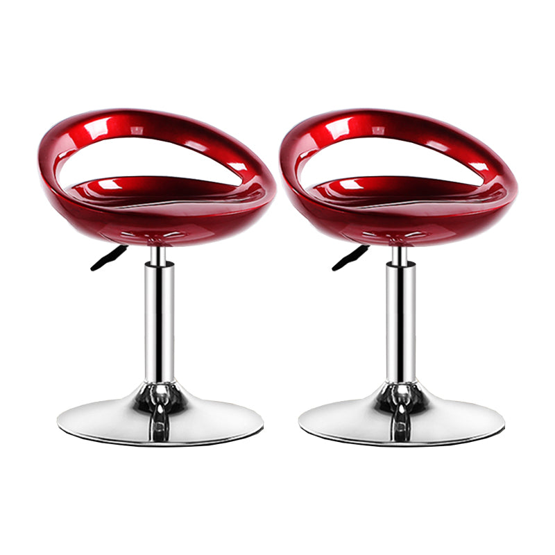 Sgabello moderno di plastica in plastica in plastica inoltre regolabile con poggiapiedi