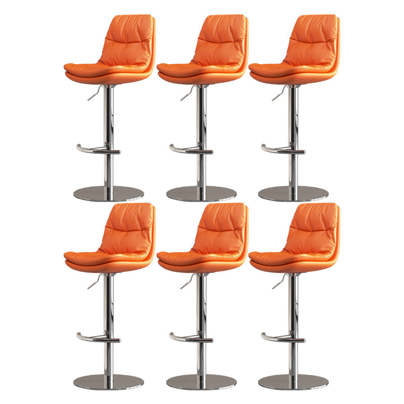 Sgabello da bar imbottito moderno ad altezza regolabile con poggiapiedi