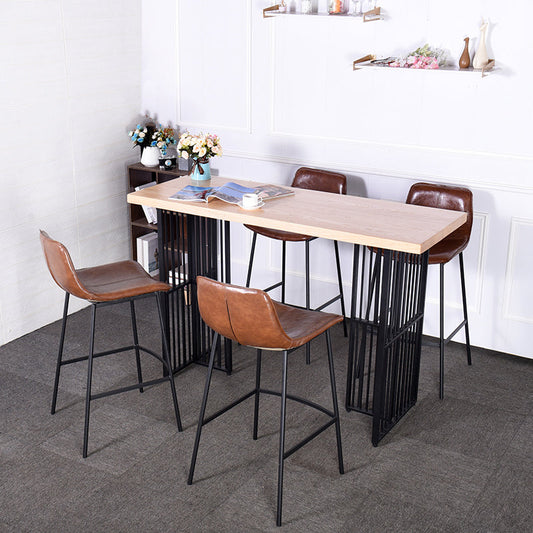 Natuurlijke afwerking dennenhoutbiastro -tafel met metalen dubbele voetstuk