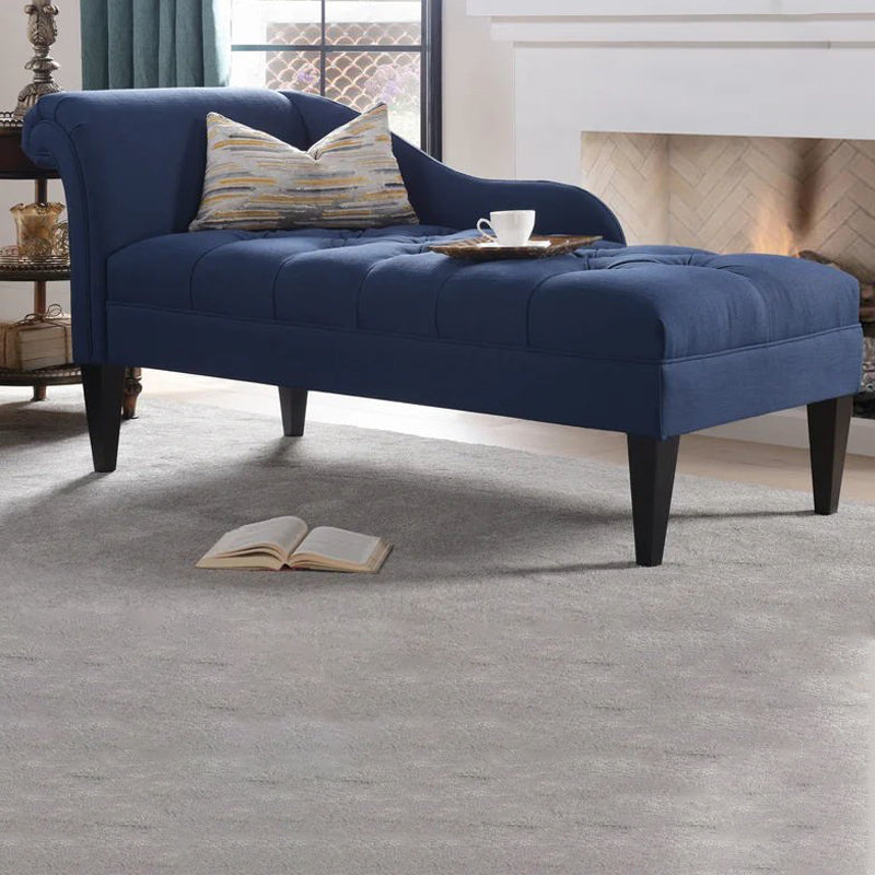 Chaise longue moderna con un bracciolo imbottita e imbottita in misto cotone