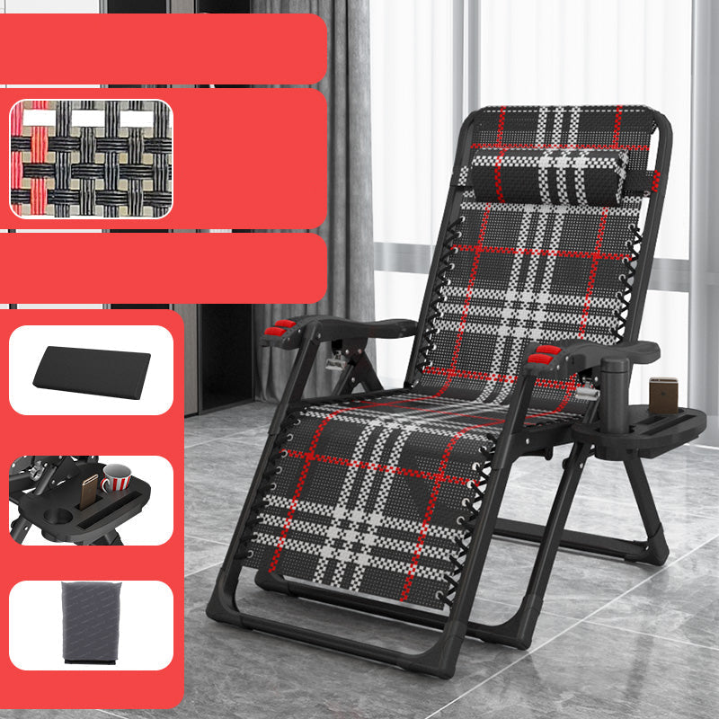 アームストレージとメタルブラックベースを備えた現代のリクライニングチェア