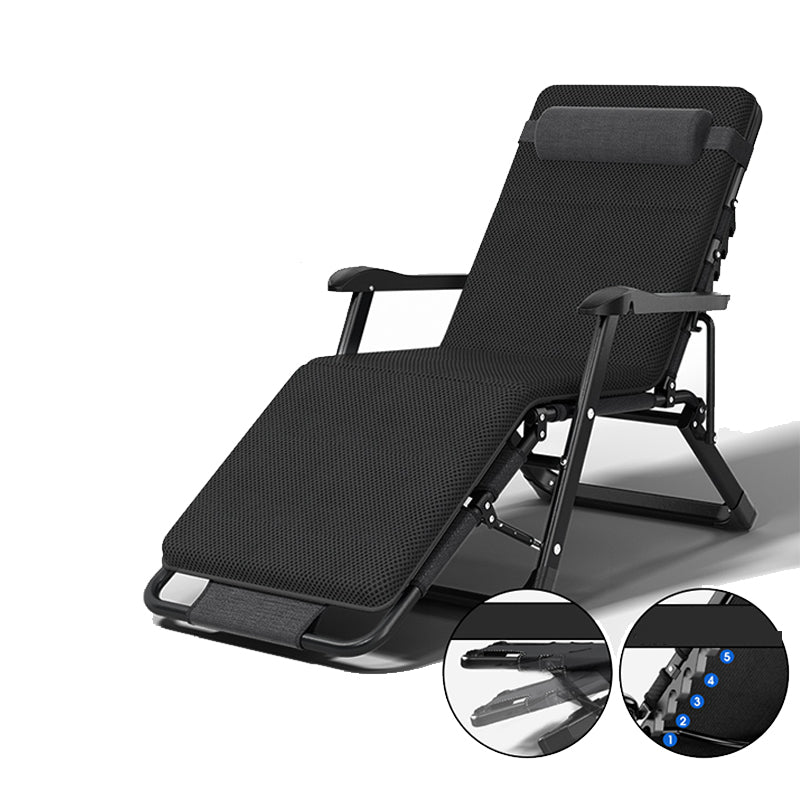 黒/金色の脚を備えた現代の金属ベースリクライニングチェア