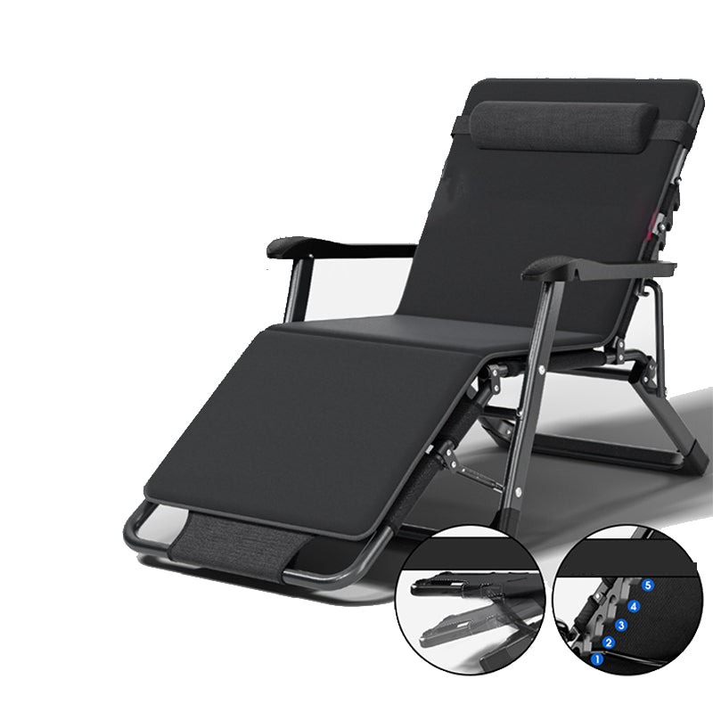 黒/金色の脚を備えた現代の金属ベースリクライニングチェア