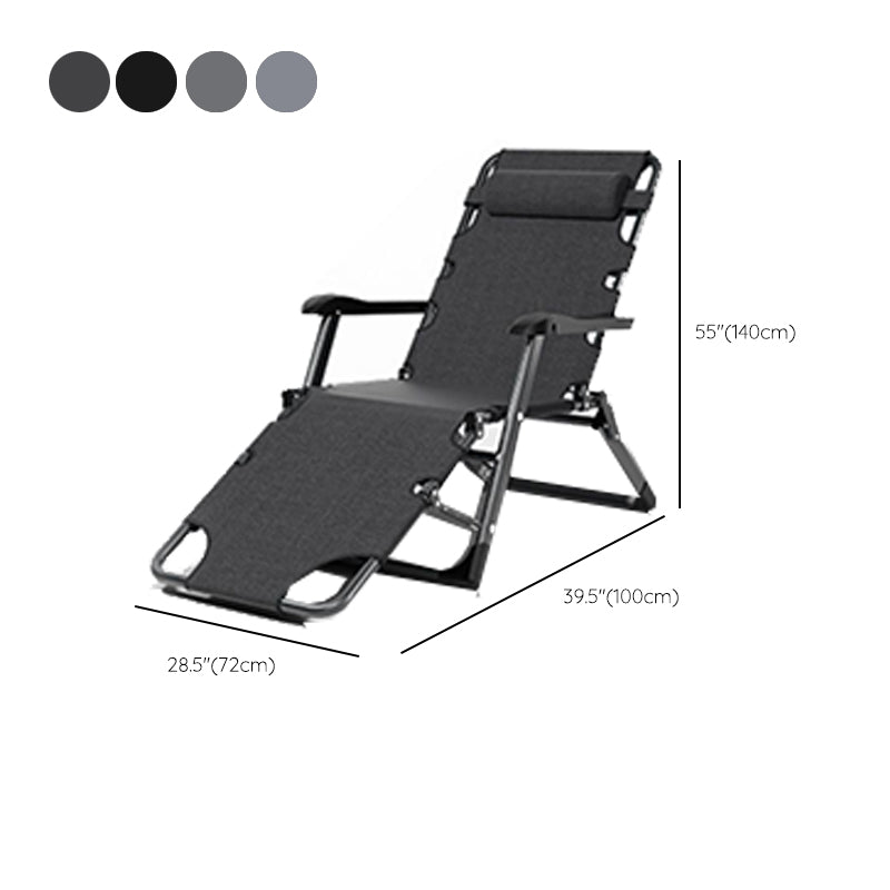 黒/金色の脚を備えた現代の金属ベースリクライニングチェア