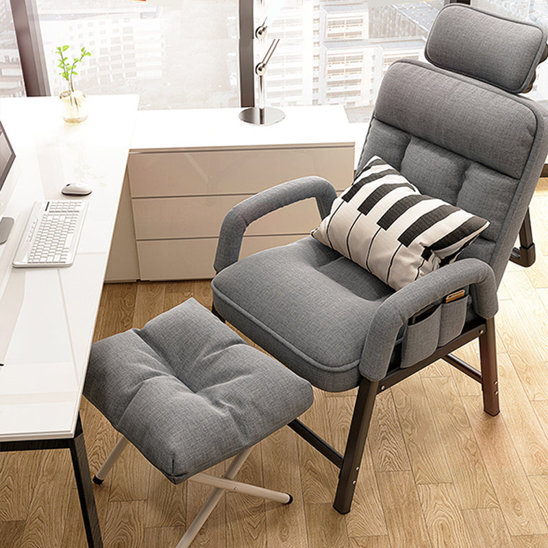 Silla reclinable de patas de metal contemporáneas con espalda con mechones y colocación de posiciones retrospectivas