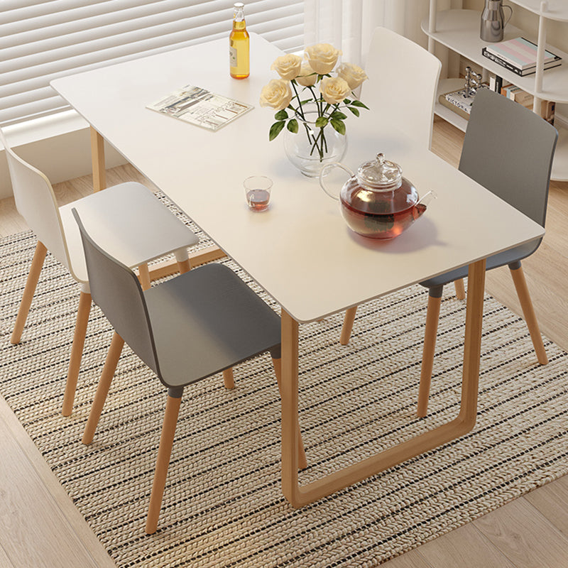 Zeitgenössischer offener Esstuhl Holzseitenstuhl für Esszimmer