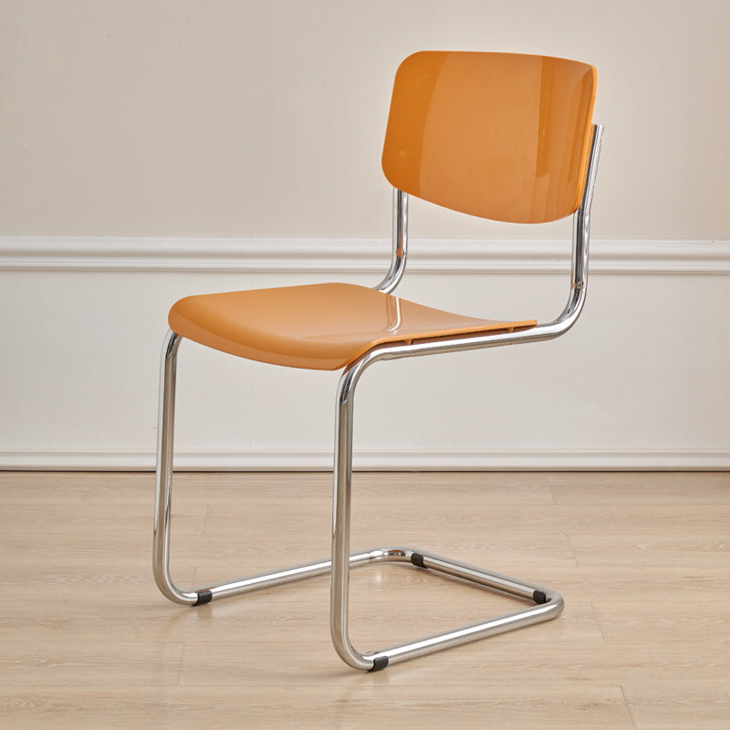 Zeitgenössischer Esszimmer Silber Bein offener armloser Esstuhl