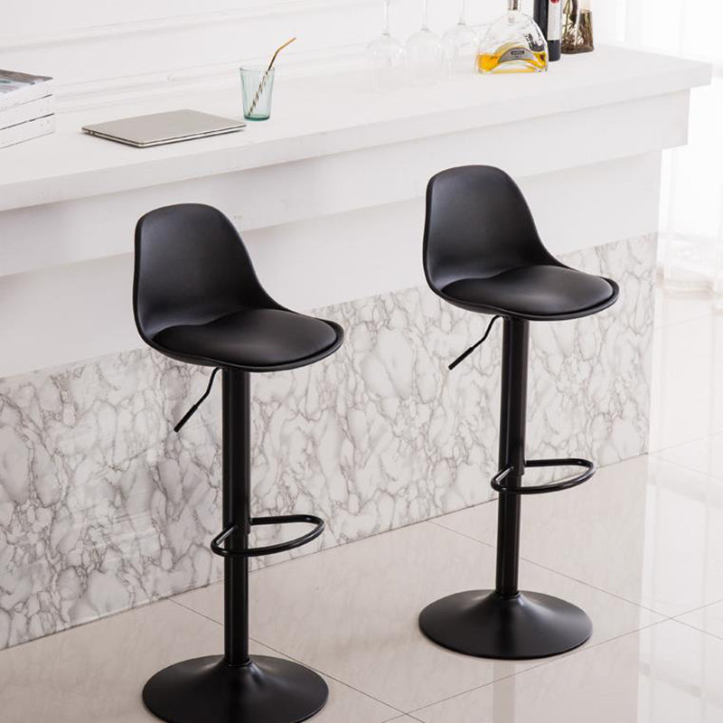 Sgabello da bar senza braccio girevole moderno ad altezza regolabile con poggiapiedi