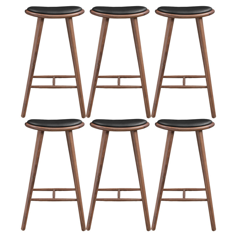 Taburete contemporáneo de la madera maciza sin espalda con cojín de cuero