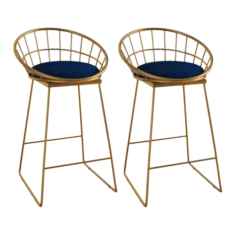 Sgabelli da banco senza braccio con poggiapiedi, contemporanei per Bristol