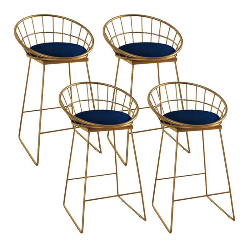 Sgabelli da banco senza braccio con poggiapiedi, contemporanei per Bristol