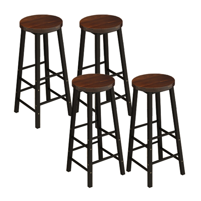 Sgabelli da banco senza braccio con poggiapiedi, contemporanei per Bristol