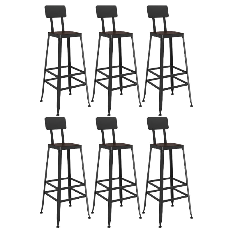 Sgabelli da banco senza braccio con poggiapiedi, contemporanei per Bristol