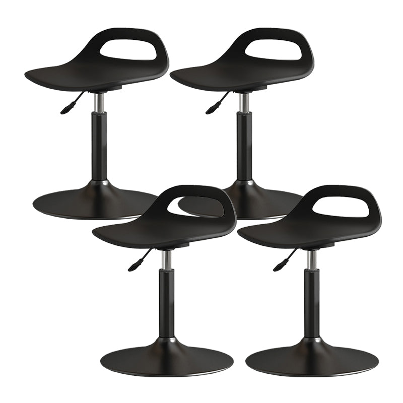 Modern Adjustable Height Swivel Low Back Bar Stool with Footrest Matte Black 4 Piece Set Clearhalo 'Bar Furniture' 'Bar Stools' 'bar_stools' 'furn' 'furn_bar_stools' 'Furniture' 'Kitchen & Dining Furniture' 7686627