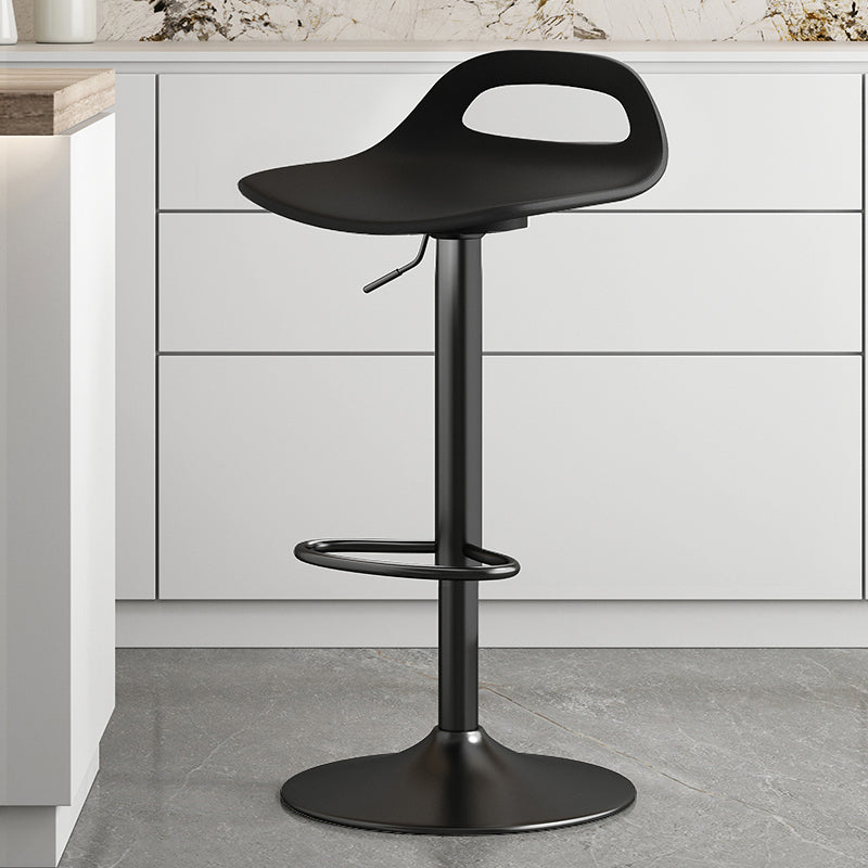 Modern Adjustable Height Swivel Low Back Bar Stool with Footrest Black Silver 1 Piece Clearhalo 'Bar Furniture' 'Bar Stools' 'bar_stools' 'furn' 'furn_bar_stools' 'Furniture' 'Kitchen & Dining Furniture' 7686647
