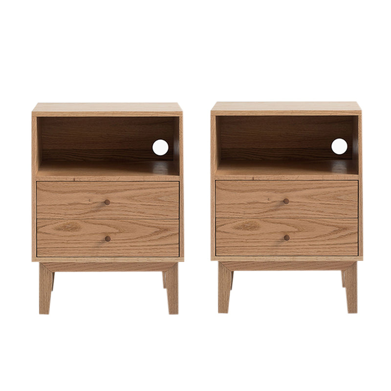 伝統的な引き出しには、アクセントテーブルナイトスタンドが含まれていました24 "脚付き