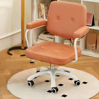 パッド入り腕モダンなスイベル椅子調整可能なシート高さのオフィスチェア付き車輪付き