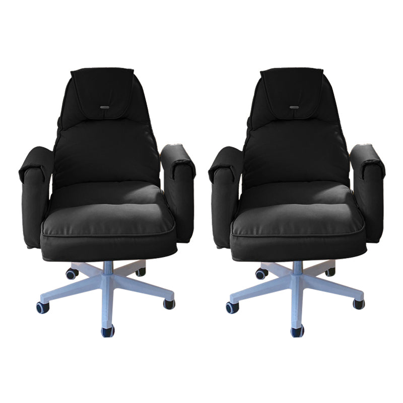 モダンオフィスチェア調整可能なシートの高さ、ホイール付きの苦痛なスライドチェア