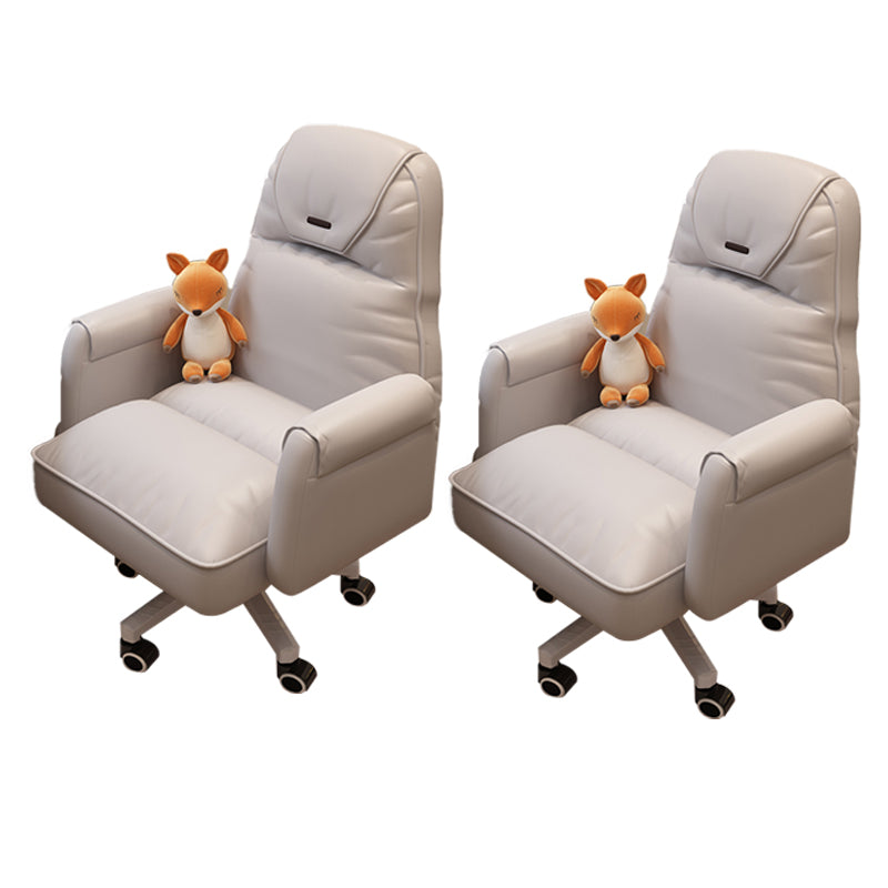 モダンオフィスチェア調整可能なシートの高さ、ホイール付きの苦痛なスライドチェア