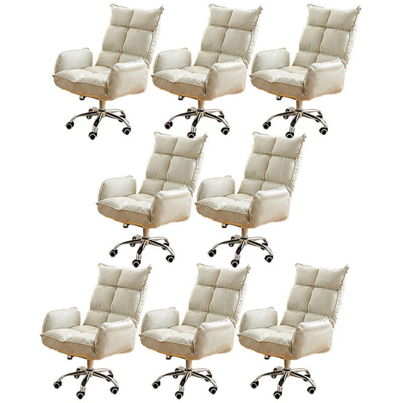 モダンデスクチェアスライド調整可能なシート高さのオフィスチェア付きホイール付き