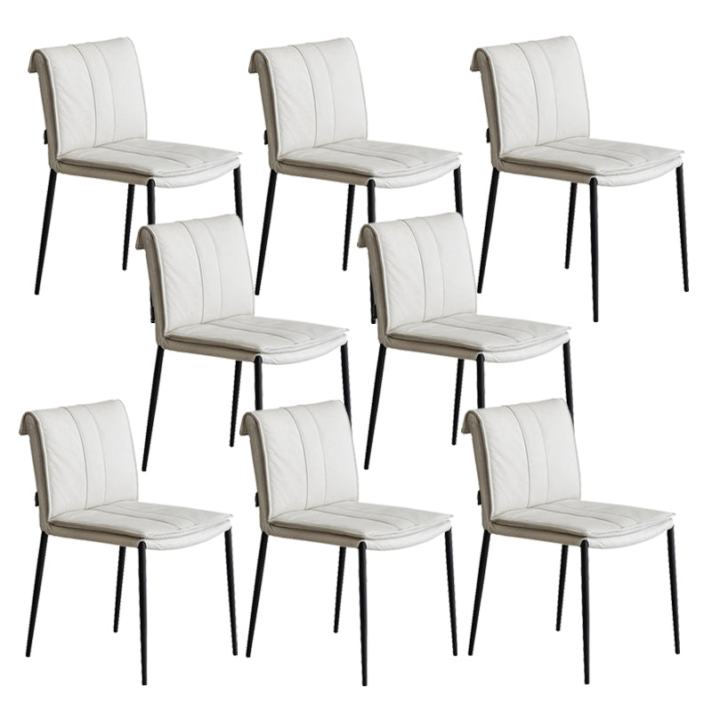 Silla lateral de estilo moderno silla de comedor tapizada con base de metal