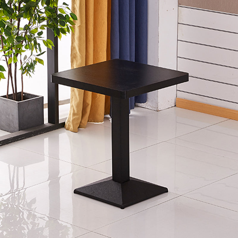 Moderner Holz -Esstisch mit Metallbeinen für Wohnzimmer