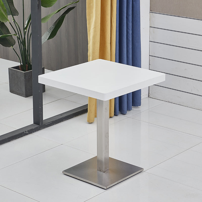 Moderner Holz -Esstisch mit Metallbeinen für Wohnzimmer