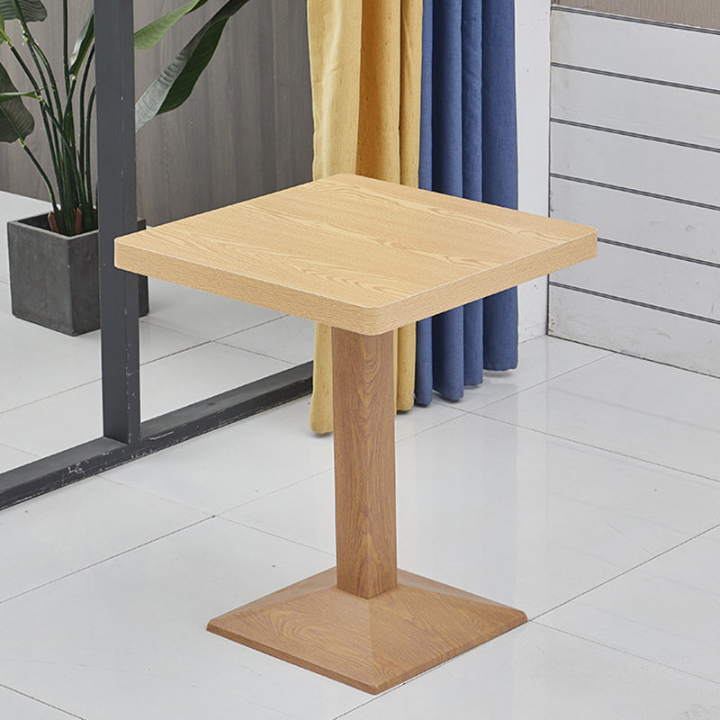 Moderner Holz -Esstisch mit Metallbeinen für Wohnzimmer