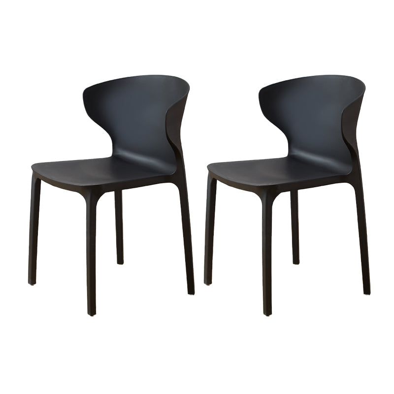 Zeitgenössischer Innenflügelback -Plastikstapelarm ohne Seitungsstuhl