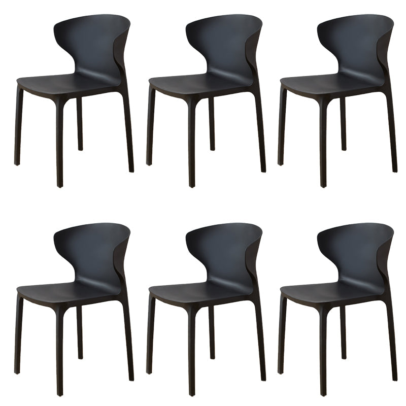 Zeitgenössischer Innenflügelback -Plastikstapelarm ohne Seitungsstuhl