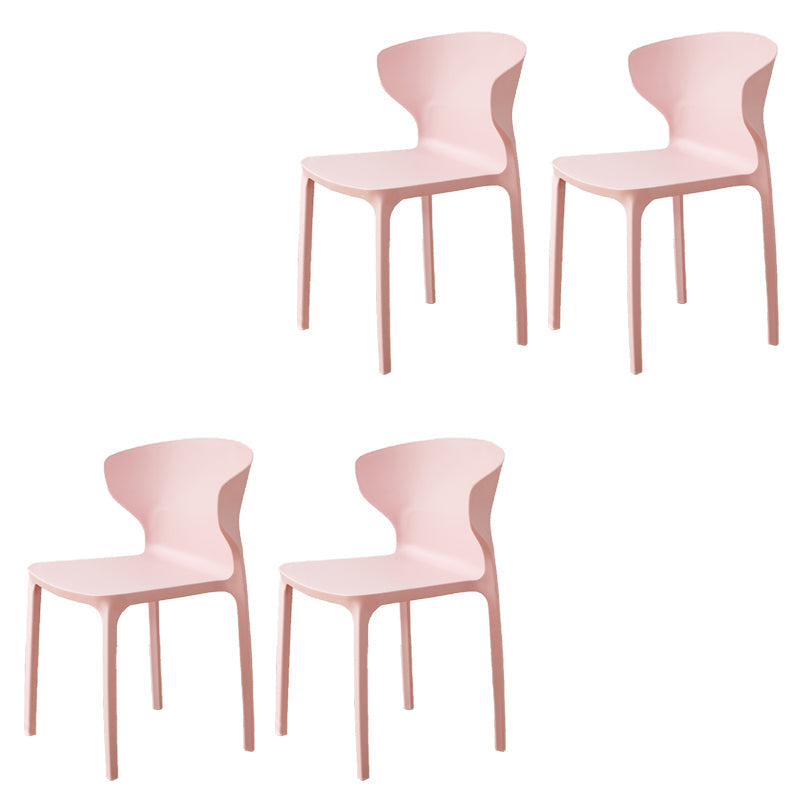 Zeitgenössischer Innenflügelback -Plastikstapelarm ohne Seitungsstuhl