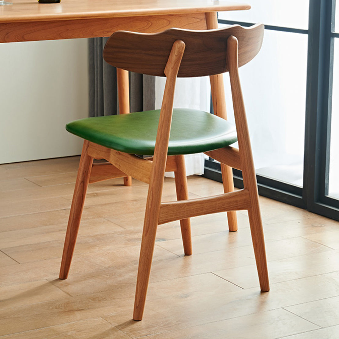 Zeitgenössischer Innenholz offen gepolsterte Seitenstuhl offen