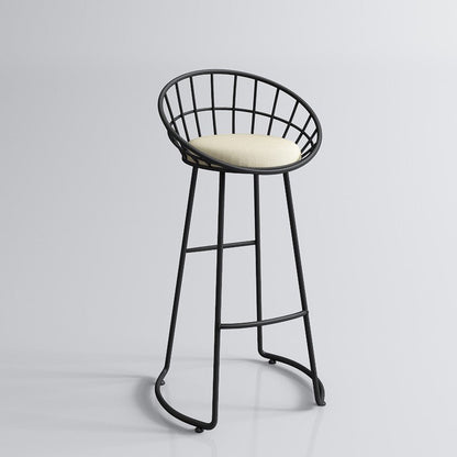 Taburetes modernos y tapizados de barra de interior con base de metal