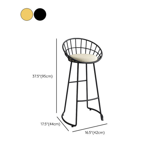 Moderni sgabelli da bar interno imbottiti con la parte bassa con base metallica