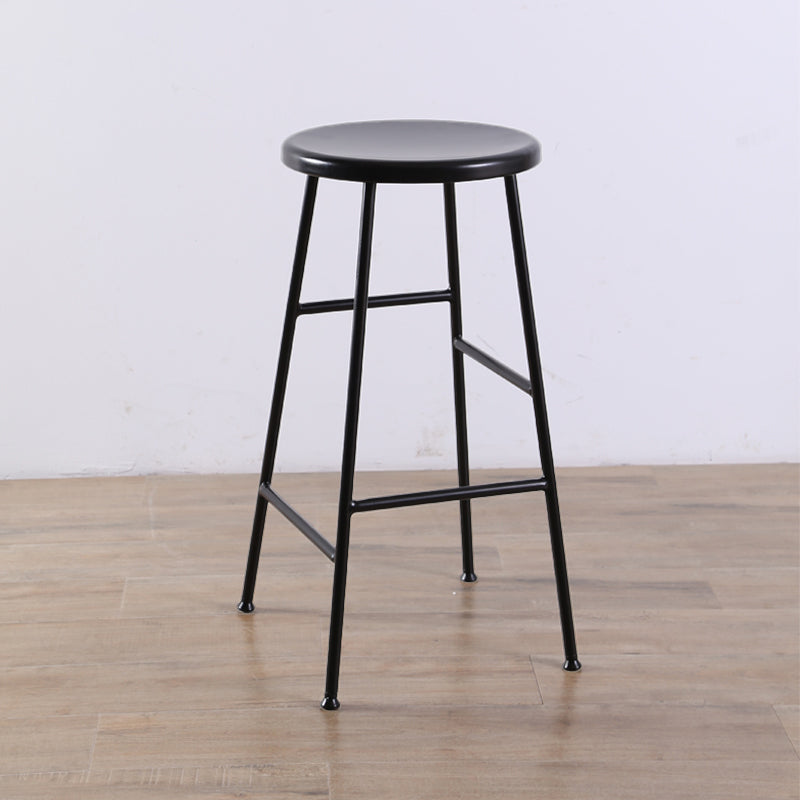 Gambe metalliche contemporanee sgabello da bar per interni in legno massiccio