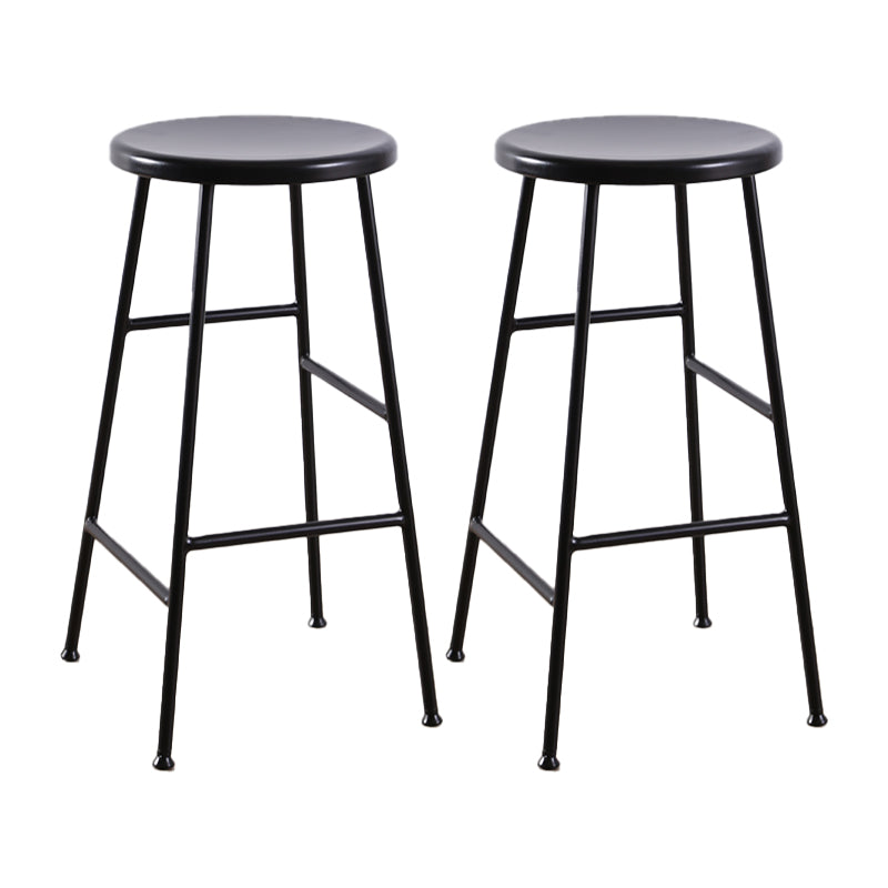 Gambe metalliche contemporanee sgabello da bar per interni in legno massiccio