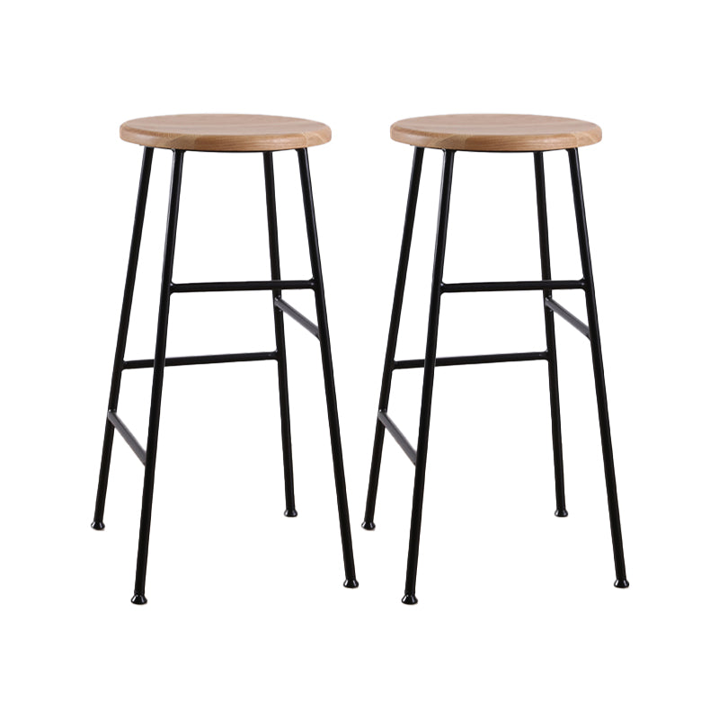 Gambe metalliche contemporanee sgabello da bar per interni in legno massiccio