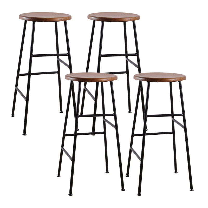 Gambe metalliche contemporanee sgabello da bar per interni in legno massiccio
