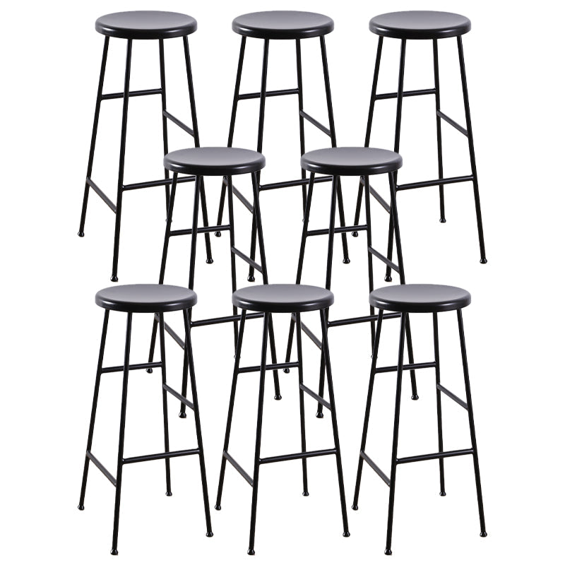 Gambe metalliche contemporanee sgabello da bar per interni in legno massiccio