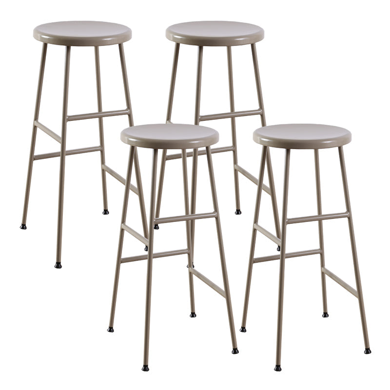 Gambe metalliche contemporanee sgabello da bar per interni in legno massiccio