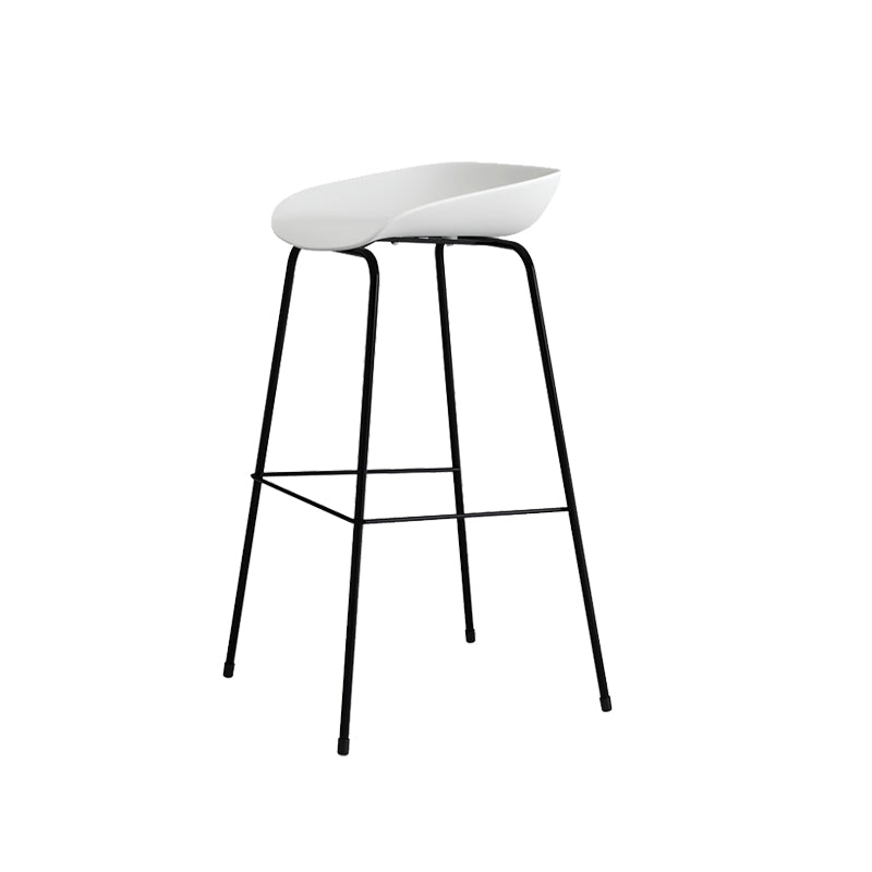 Eigentijdse woonkamer plastic lage rug barkruk met voetsteun