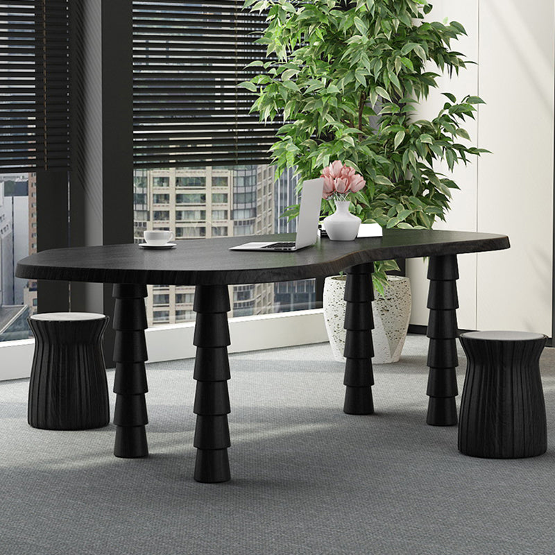 Table de l'ordinateur portable de bureau en forme de forme gratuite Bureau d'écriture en bois massif en noir