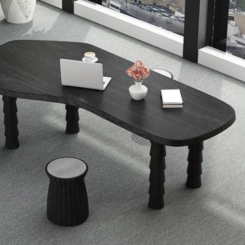 Table de l'ordinateur portable de bureau en forme de forme gratuite Bureau d'écriture en bois massif en noir